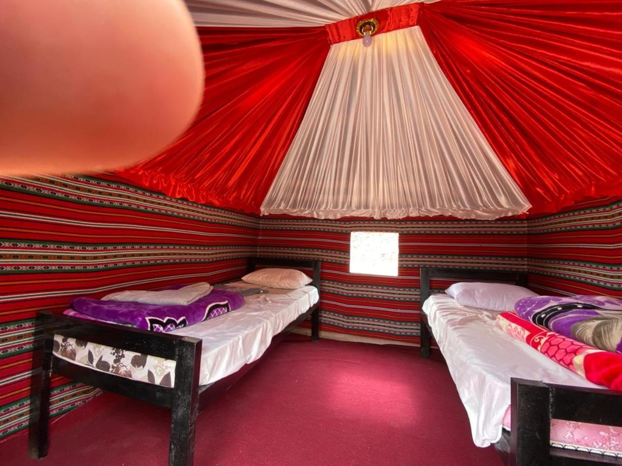Wadi Rum Bedouin City Camp & Tours Exterior foto